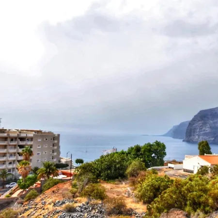Eva The View * Puerto de Santiago (Tenerife)